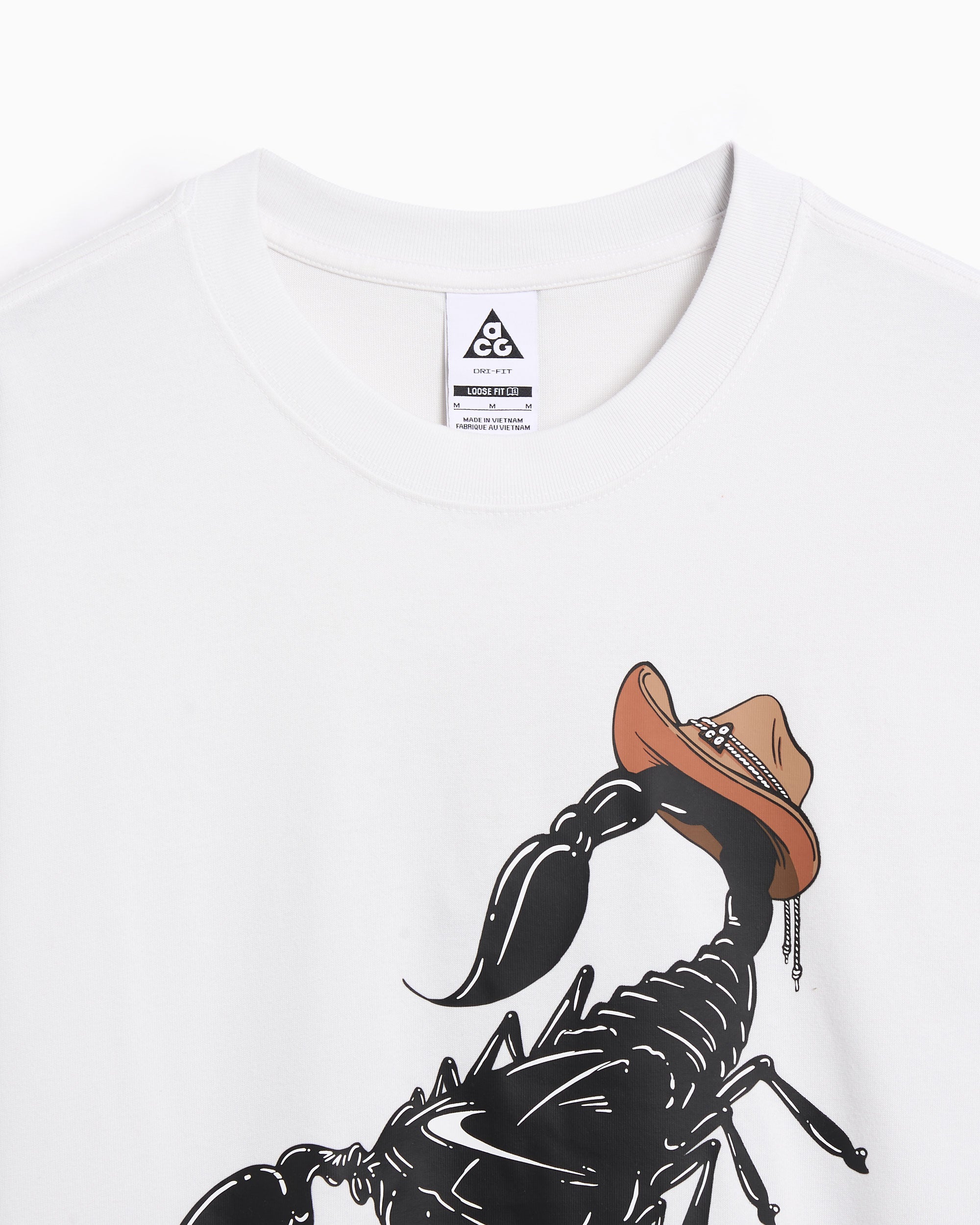 Nike ACG Scorpion Graphic Men's T-Shirt