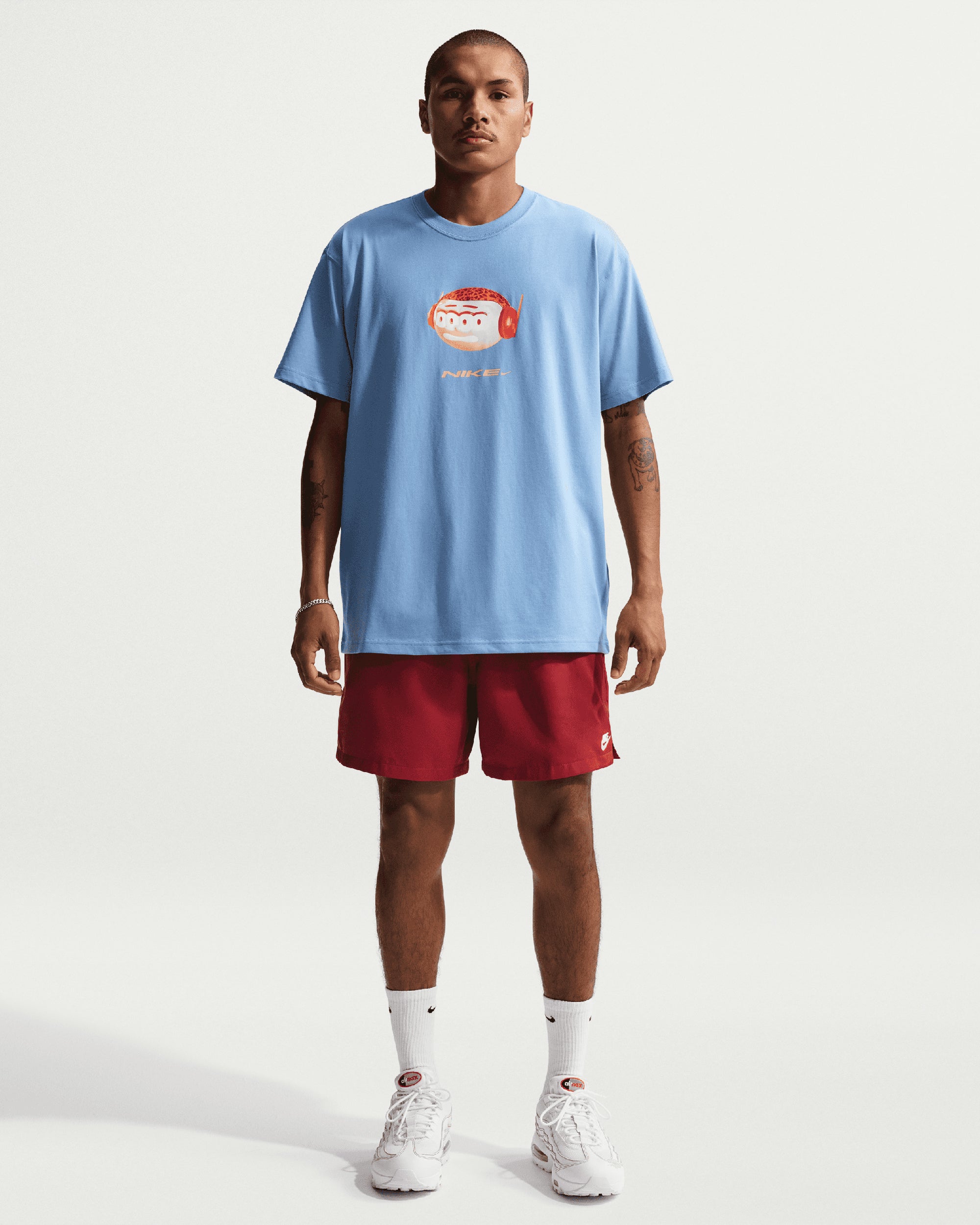 Nike Graphic Relaxed Men's T-Shirt
