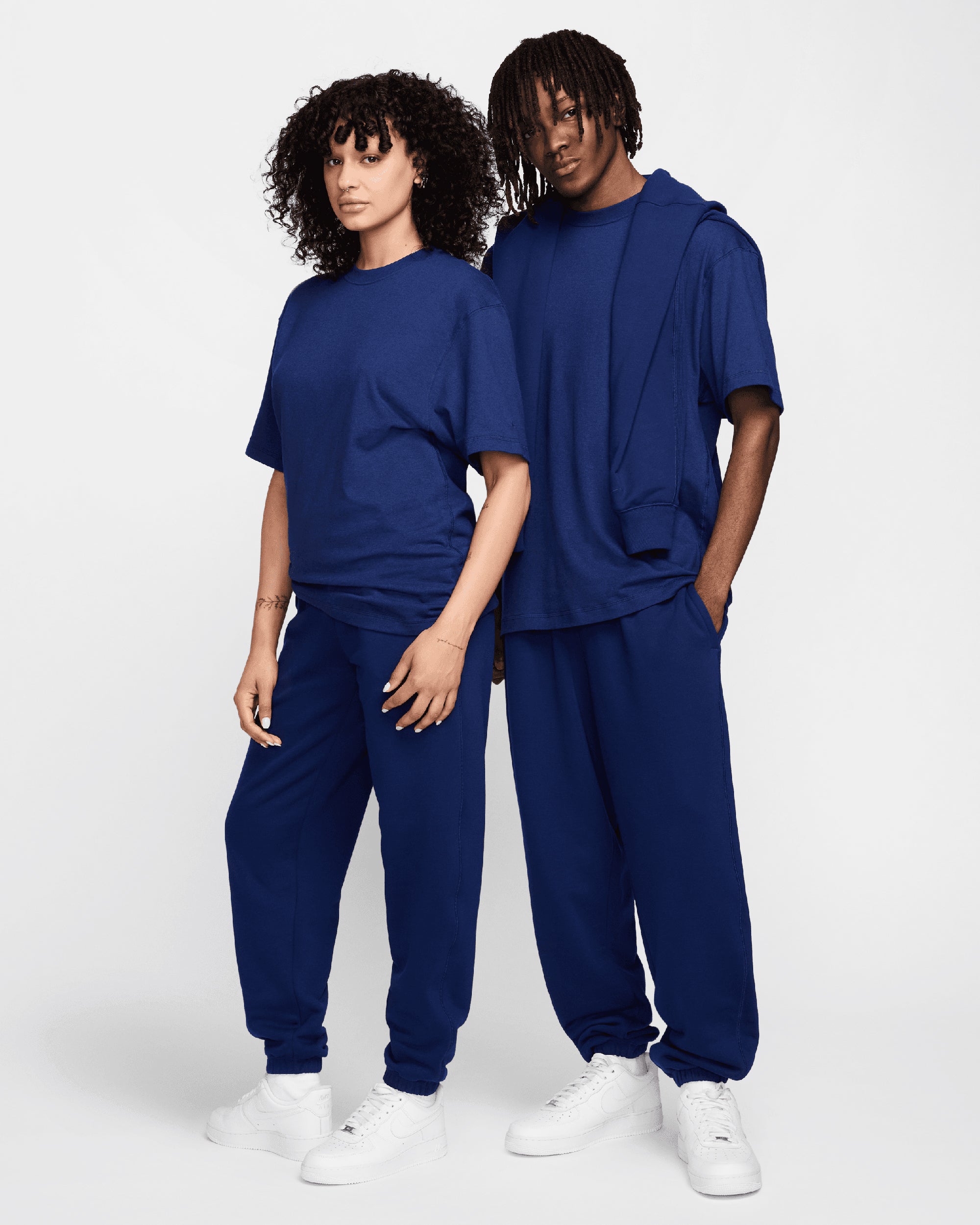 Nike Unisex Wool Classic T-Shirt Relaxed Unisex T-Shirt