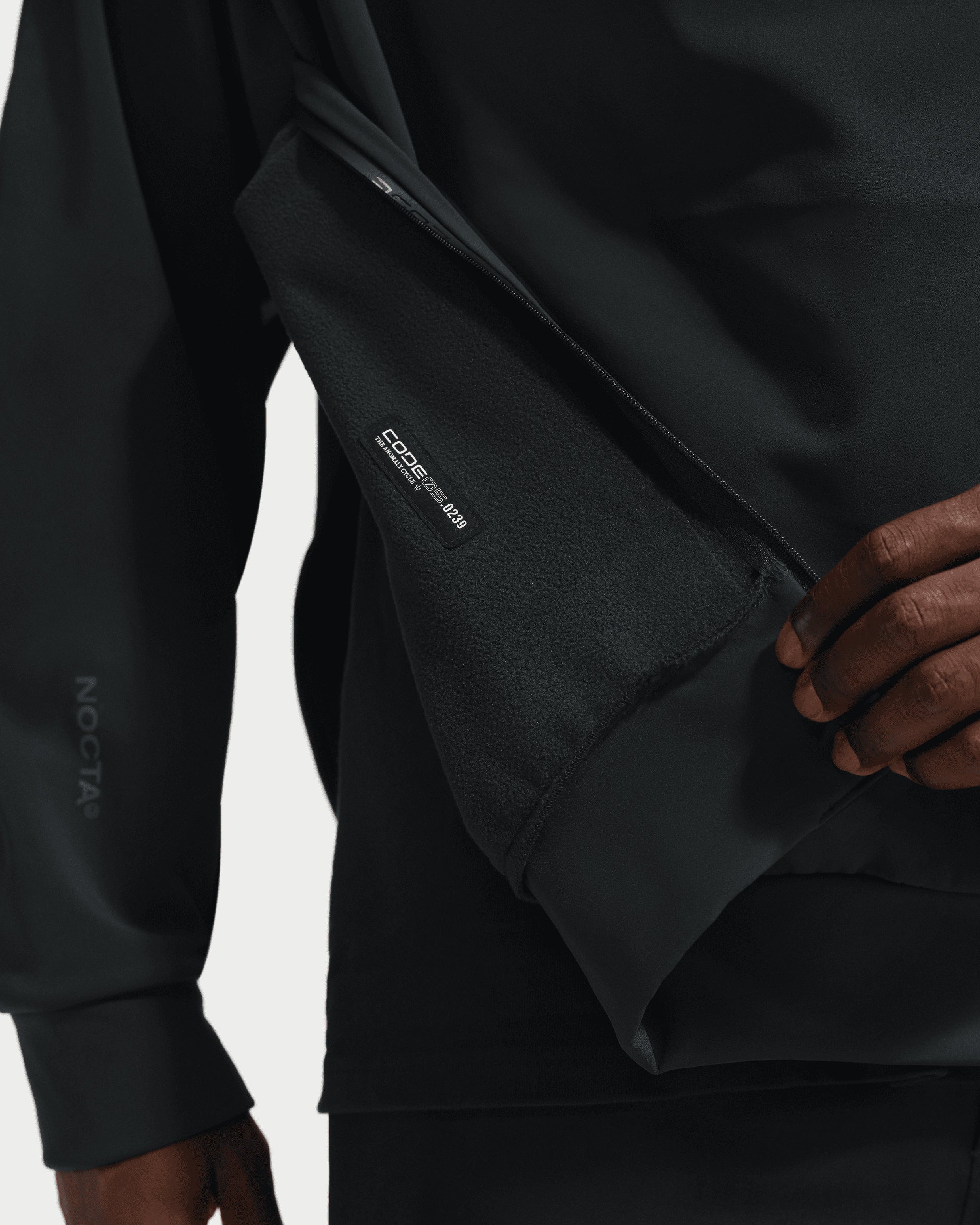 T-Shirts Nike x Drake NOCTA Code "Hyena" Long-Sleeved Relaxed Men's T-Shirt - HQ4483-010