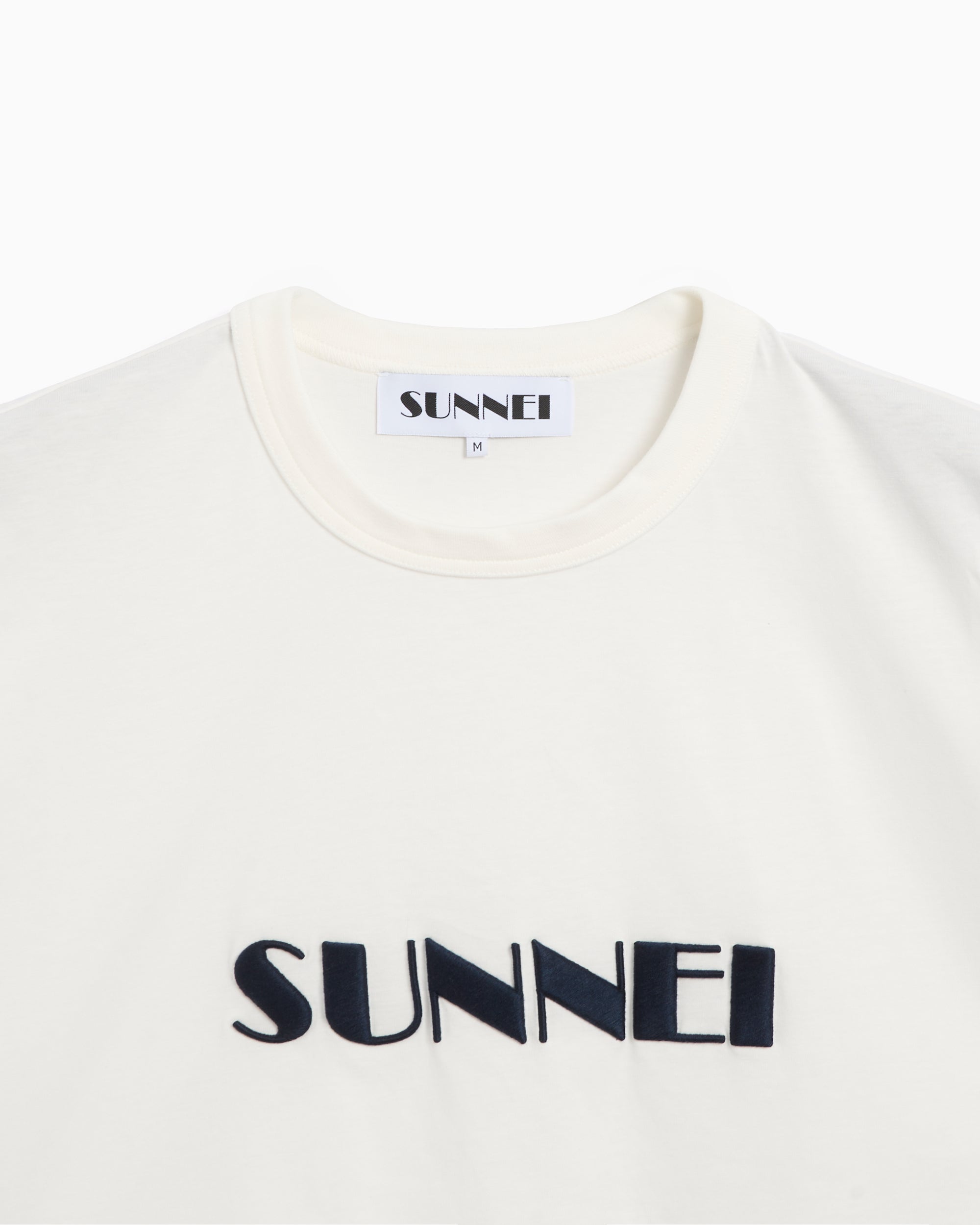 T-Shirts Sunnei Classic Big Logo Embroidered Unisex T-Shirt Unisex T-Shirt - MRTWXJER069-JER012-7478