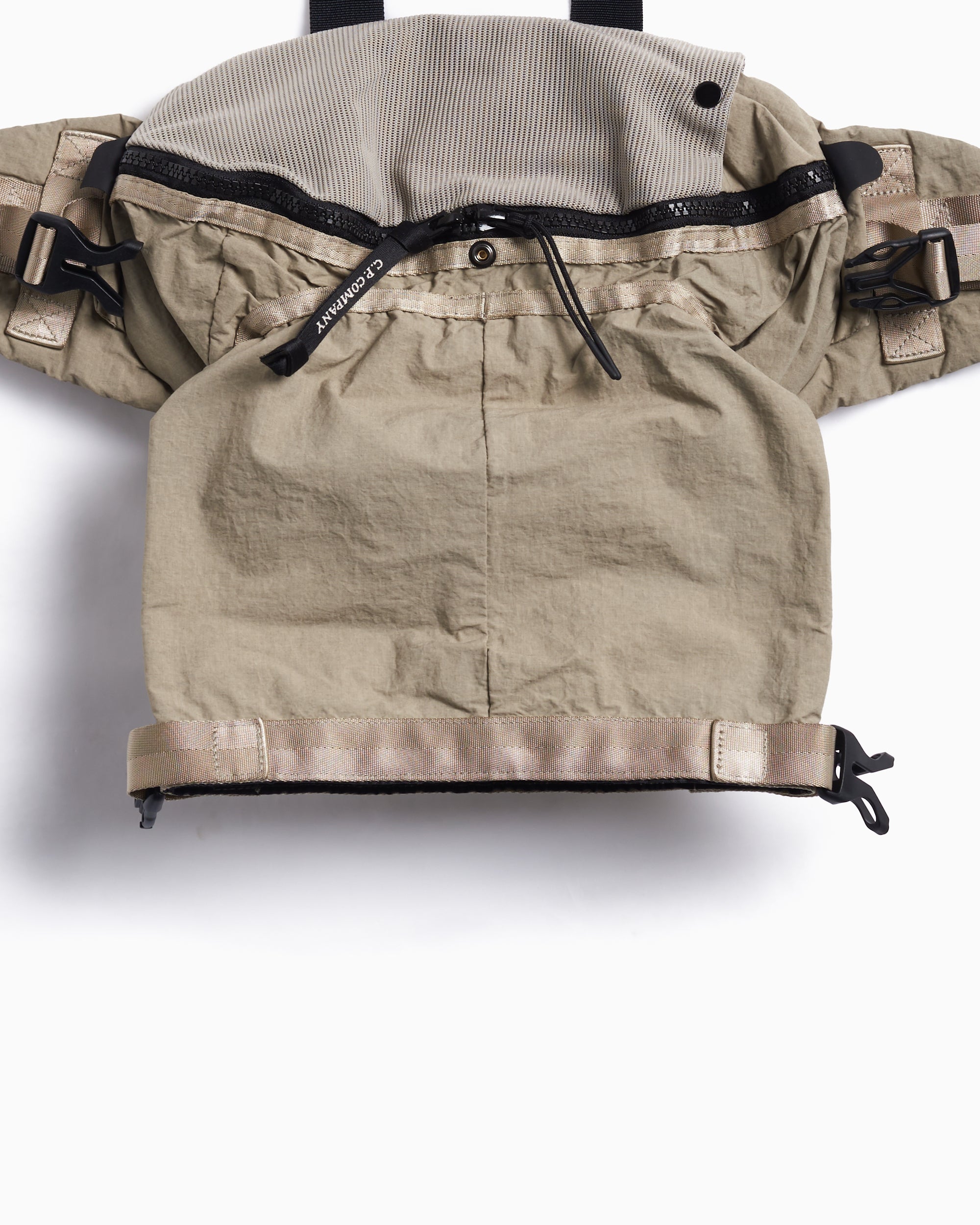 C.P. COMPANY ナイロン スリングバッグ ☆関税込☆CP COMPANY☆ナイロン スリングバッグ クロスバッグ☆ (C.P.