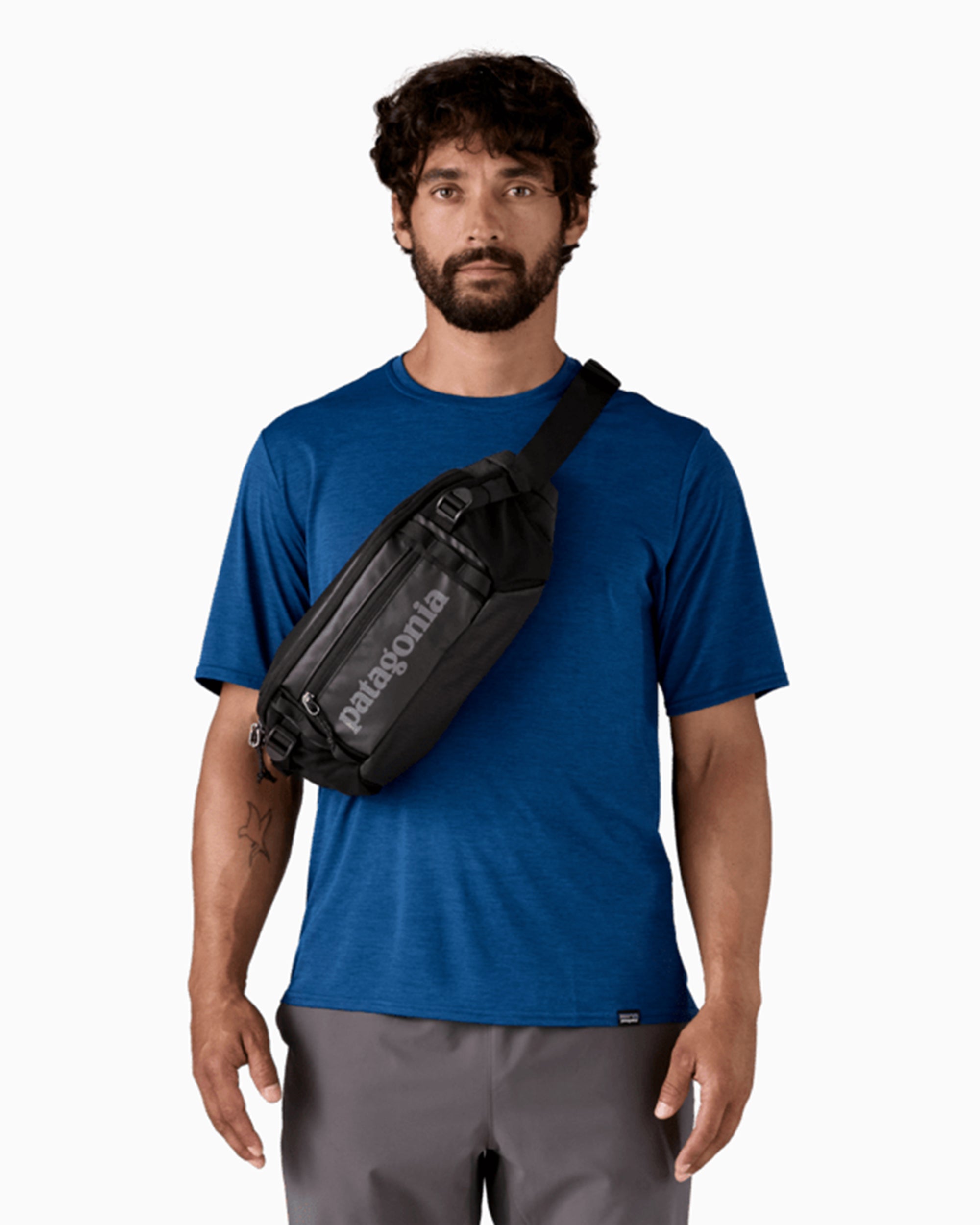 新品 Patagonia BLACK HOLE WAIST PACK 5L Patagonia Black Hole 5L Water-Repellent Unisex Waist Bag