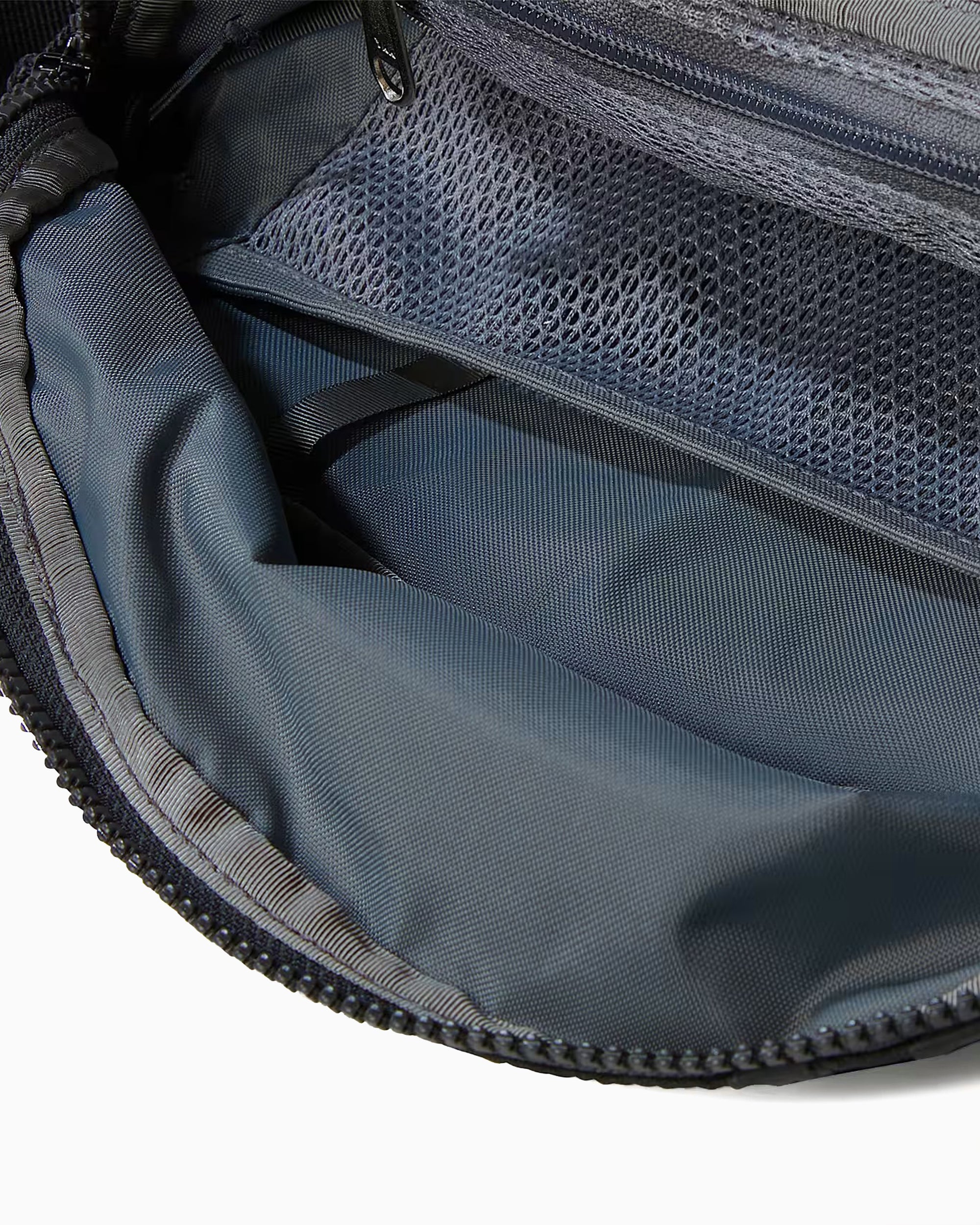 tomo　adidasパンツ+The North Faceバッグ The North Face Terra Lumbar 3L Unisex Waistbag Unisex Waist Bag