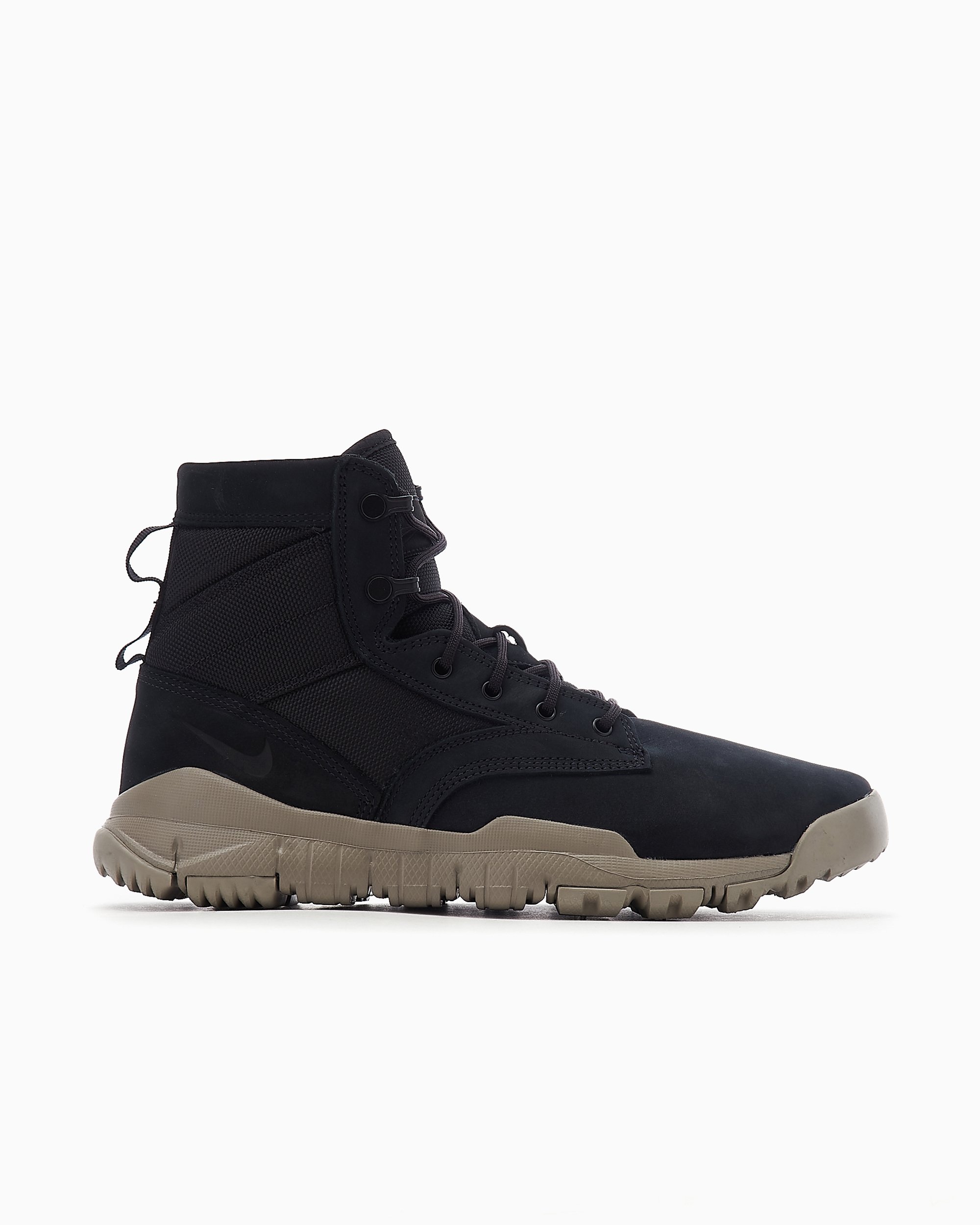 Hacia fuera capital Aburrido Nike SFB 6" NSW Leather Boot Negro 862507-002| Comprar Online en  FOOTDISTRICT