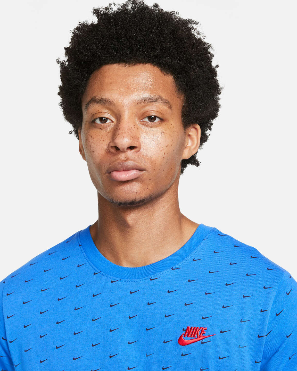 Nike Mini Swoosh Men's T-Shirt Blue |CV5590-403| Buy Online at FOOTDISTRICT