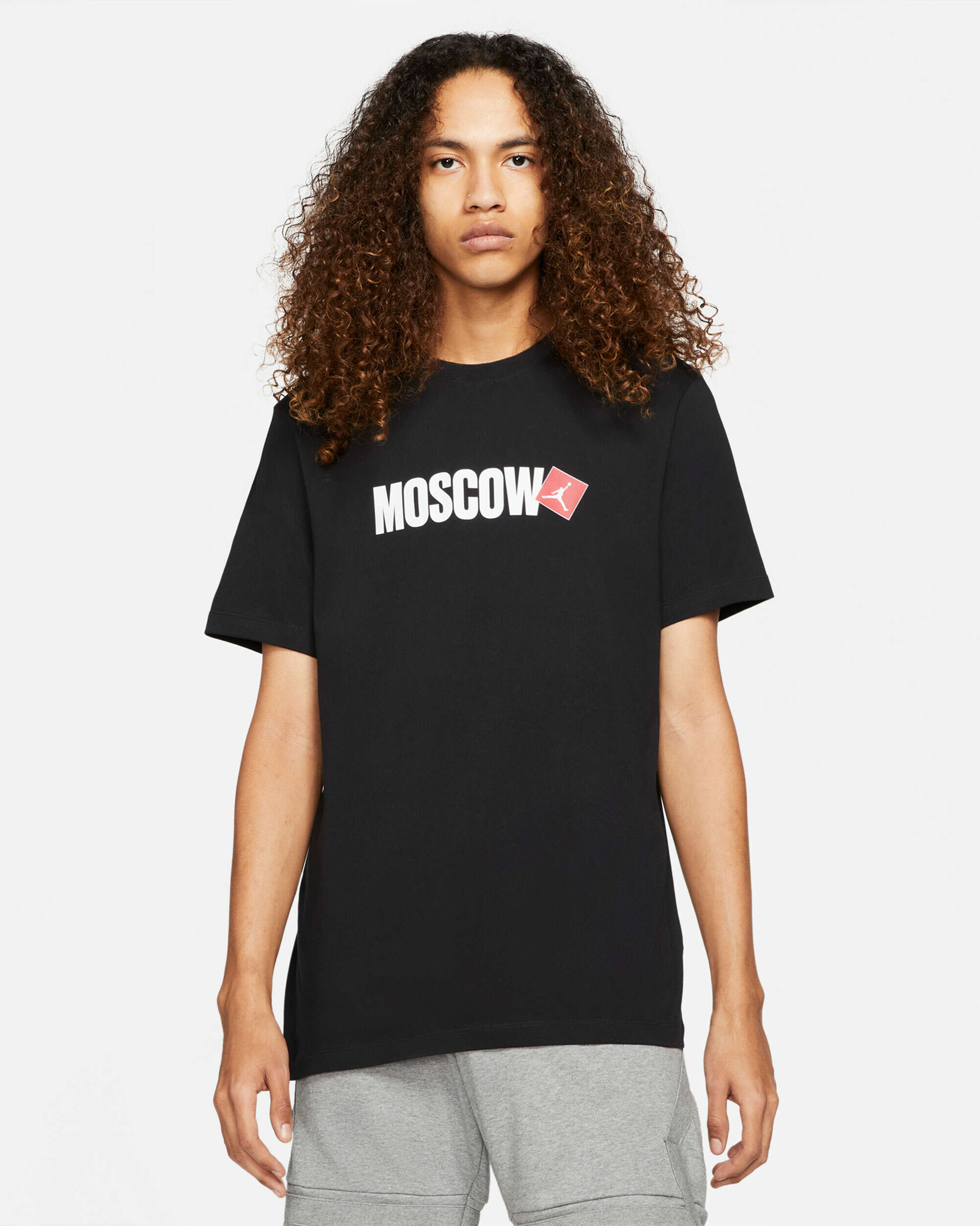 Diálogo Sofocar escapar Jordan Moscow City Men's T-Shirt Negro DD8038-010| Comprar Online en  FOOTDISTRICT