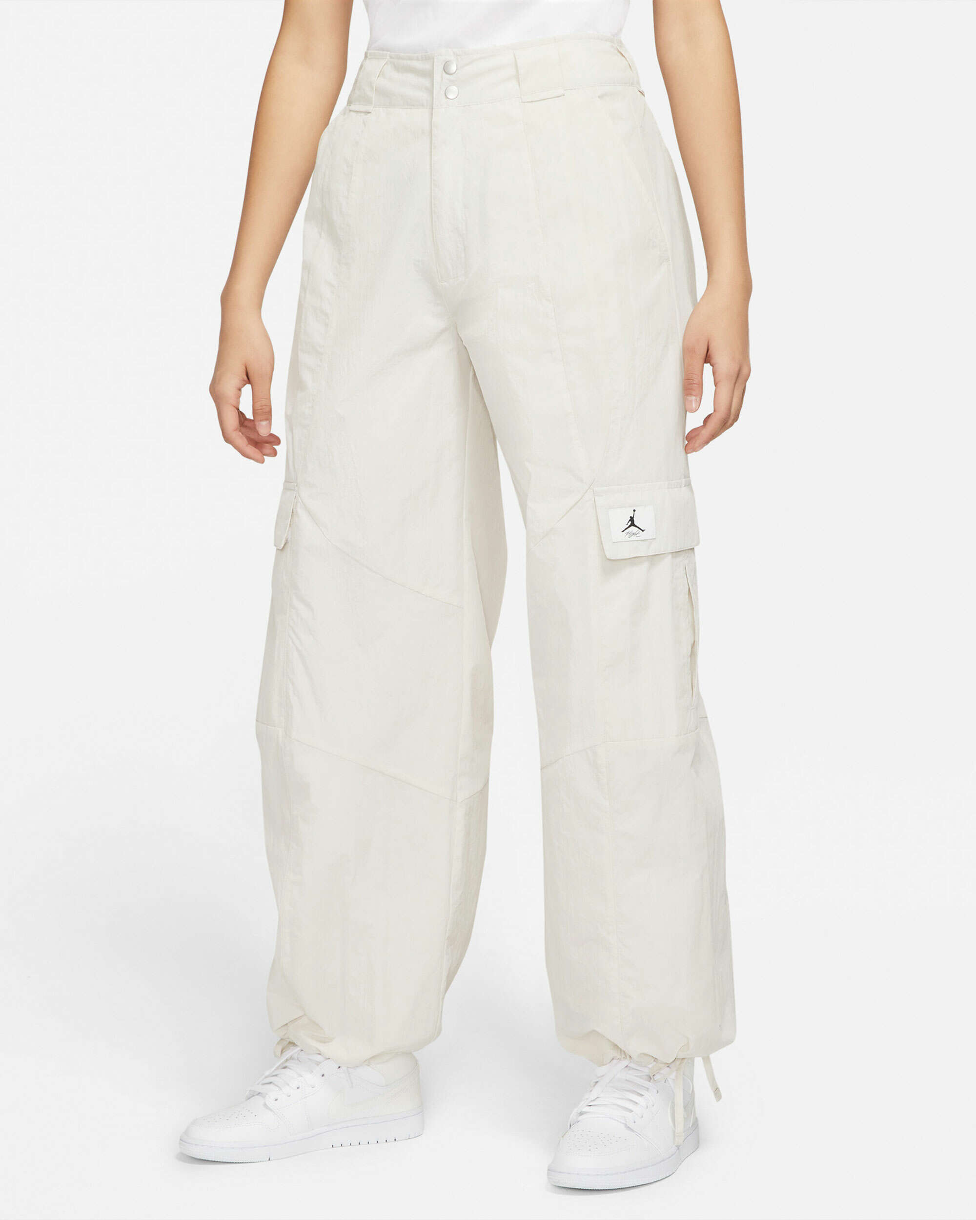 Jordan Essentials Women's Utility Pants White DM5175-104| Buy Online at  FOOTDISTRICT