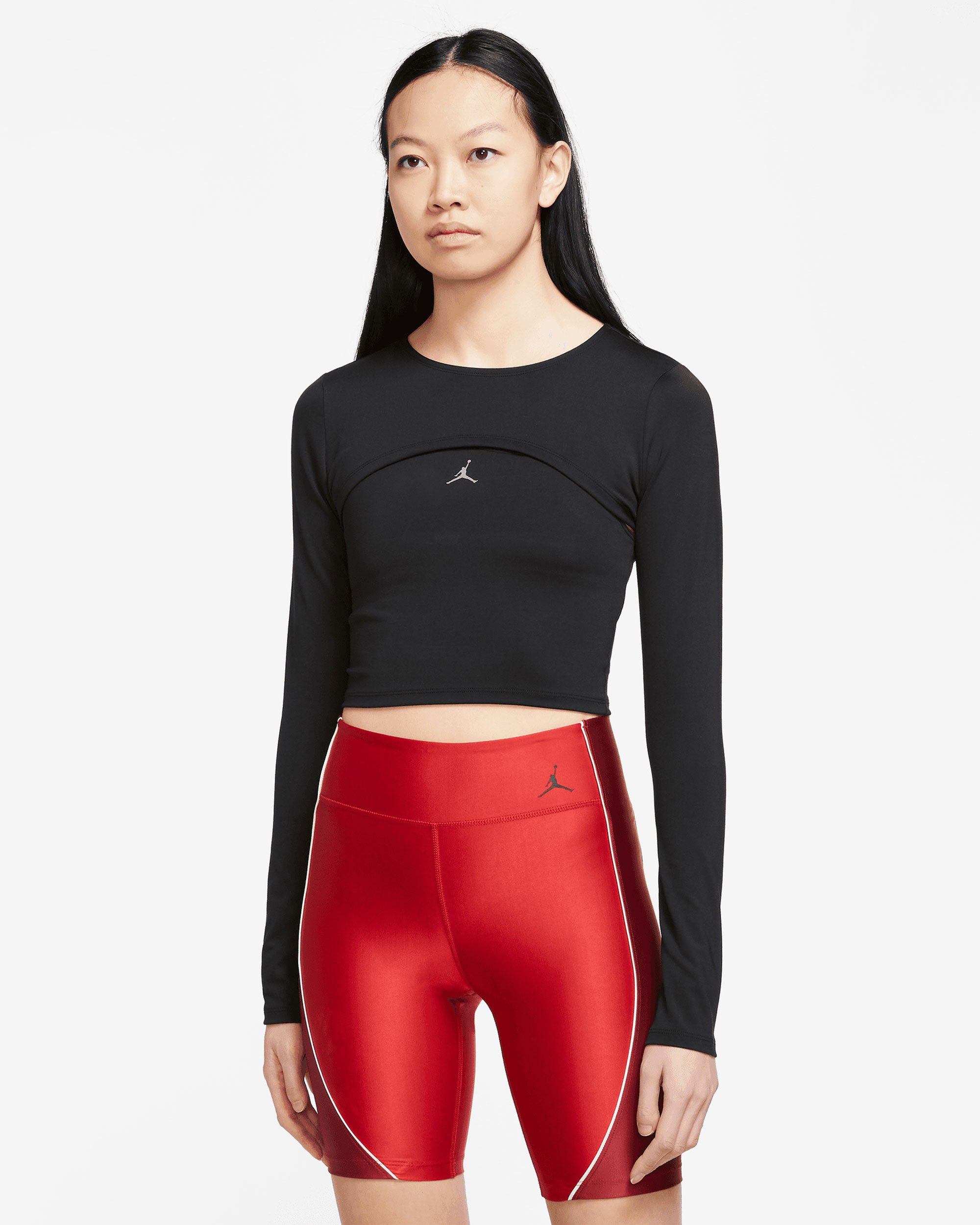 Jordan Sport Women's Cropped Long T-Shirt Negro DV1274-010| Comprar Online en FOOTDISTRICT
