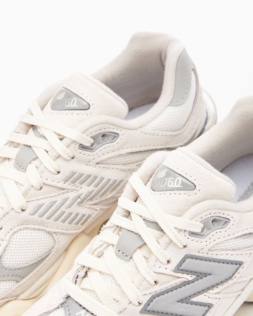 超歓迎 靴New Balance U9060 ECA White U9060ECA| Buy Online at FOOTDISTRICT